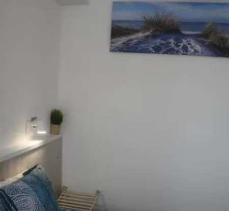 Homestay Con Bano Privado Y Mini-cocina Privada En Casa Particular, Acceso Independiente *